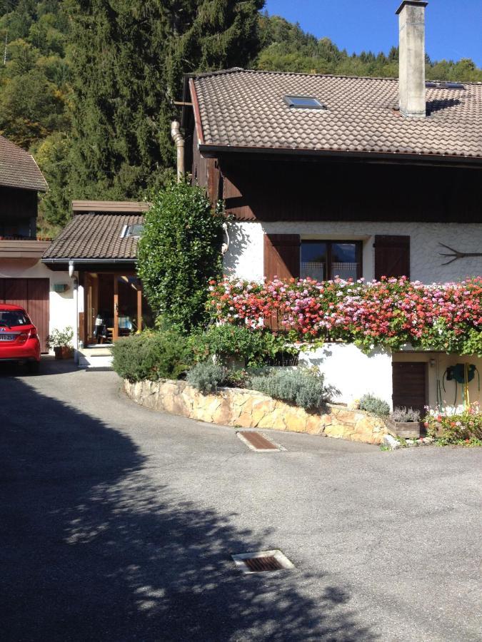 Marignier Au Coeur Des Alpes Bed & Breakfast エクステリア 写真
